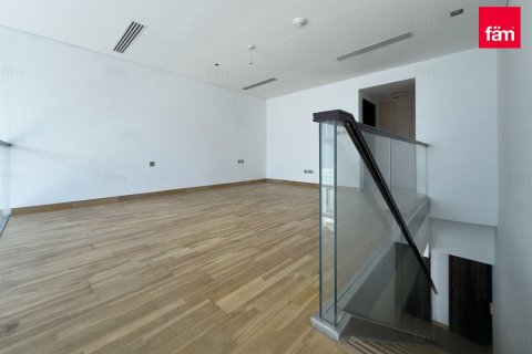 Appartement à Business Bay, Dubai, 1 chambre, 145 m², № 134881 - photo 12