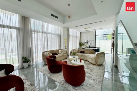 Villa in Al Furjan, Dubai 4 bedrooms, 587.1 sq.m. № 134882 - photo 4