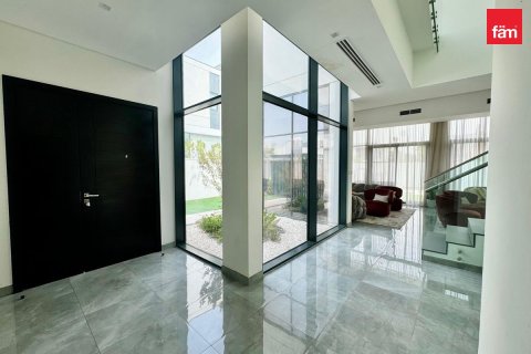 Villa in Al Furjan, Dubai 4 bedrooms, 587.1 sq.m. № 134882 - photo 8