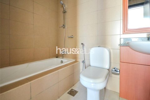 Apartamento en Jumeirah Lake Towers, Dubai, 1 dormitorio, 71 m², № 45119 - foto 11