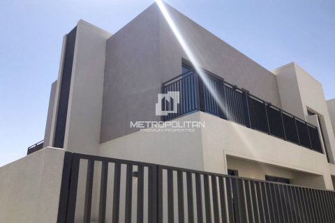Townhouse in EMAAR South, Dubai South (Dubai World Central), Dubai 3 bedrooms, 172 sq.m. № 74128 - photo 18