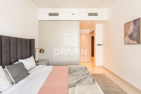 Apartamento en EMAAR Beachfront, Dubai Harbour, Dubai, 2 dormitorios, 129.51 m², № 140963 - foto 10