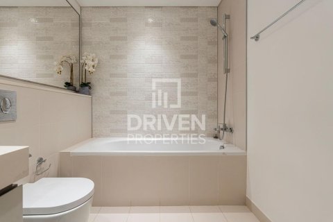 Apartamento en EMAAR Beachfront, Dubai Harbour, Dubai, 2 dormitorios, 129.51 m², № 140963 - foto 17