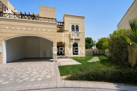 فيلا في Al Salam, مُدُنْ, دبي 4 غرف نوم, 610.28 م² رقم 140972 - صورة 30
