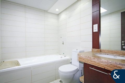 Apartment in BURJ VIEWS in Downtown Dubai (Downtown Burj Dubai), Dubai 1 bedroom, 114 sq.m. № 75539 - photo 10