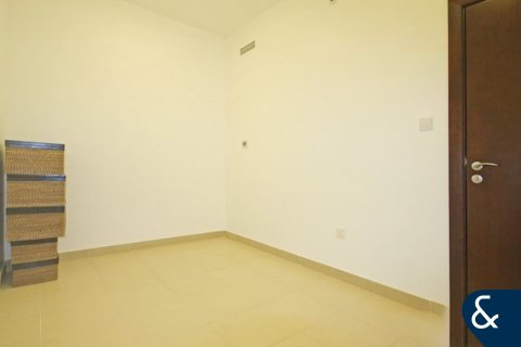 Apartment in BURJ VIEWS in Downtown Dubai (Downtown Burj Dubai), Dubai 1 bedroom, 114 sq.m. № 75539 - photo 5