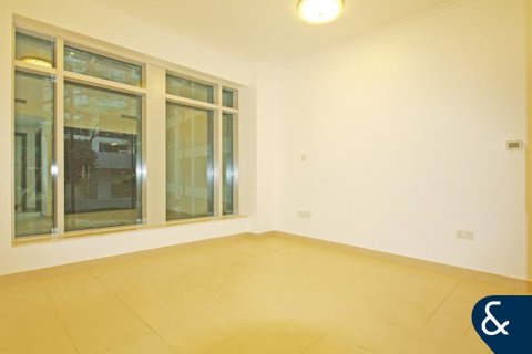 Apartment in BURJ VIEWS in Downtown Dubai (Downtown Burj Dubai), Dubai 1 bedroom, 114 sq.m. № 75539 - photo 8