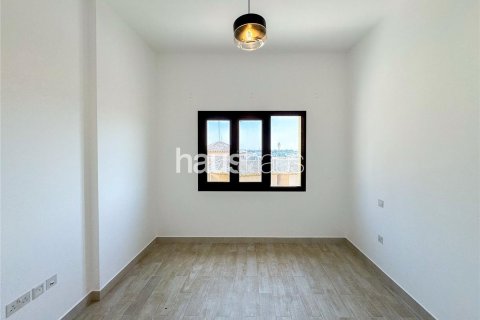 Снять в аренду квартиру в Al Andalus, Джумейра Гольф Эстейтс, Дубай: 2 спальни, 127м², № 44803 - фото 7