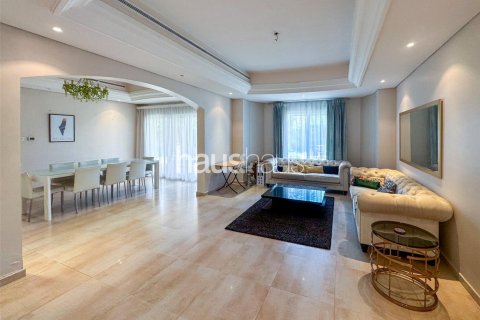 فيلا في مجمع دبي للاستثمار, دبي 5 غرف نوم , 891 م² رقم 44801 - صورة 2