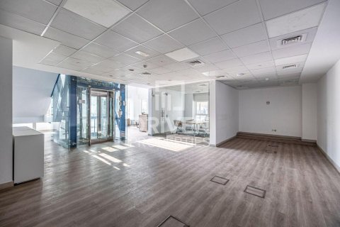 Almacén en Jebel Ali, Dubai, 2878.97 m², № 130089 - foto 18