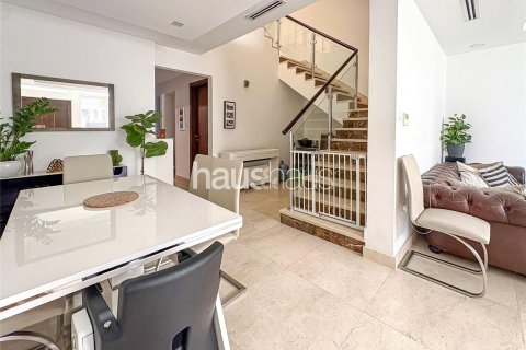 Maison de ville à Jumeirah Village Circle, Dubai, 4 chambres, 332 m², № 43666 - photo 2