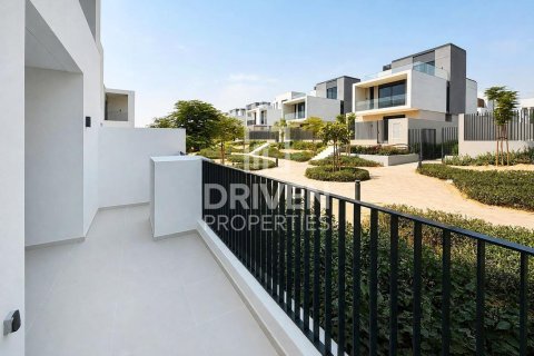 Villa in Arabian Ranches 3, Dubai 3 bedrooms, 127.56 sq.m. № 128127