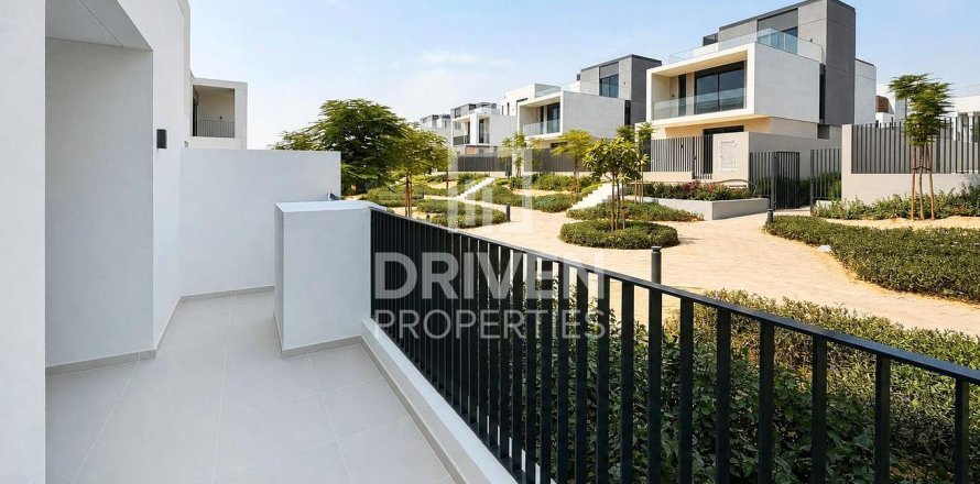 Villa à Arabian Ranches 3, Dubai, 3 chambres, 127.56 m², № 128127