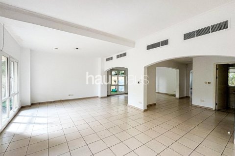 فيلا في Meadows, دبي 3 غرف نوم, 320 م² رقم 45045 - صورة 3