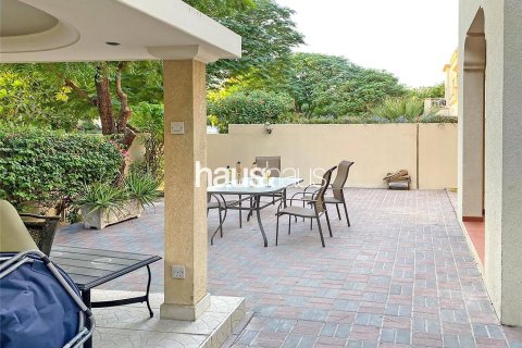 Villa en The Springs, Dubai, 2 dormitorios, 167 m², № 45043