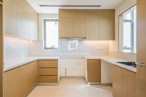 Villa in Al Furjan, Dubai 4 bedrooms, 420 sq.m. № 73226 - photo 6