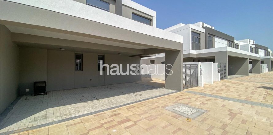 Вилла в The Pulse, Dubai South (Dubai World Central), Дубай, 5 спален, 390м², № 45187