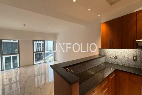 Снять в аренду квартиру в Central Park Tower, DIFC, Дубай: студию, 68м², № 45296 - фото 4