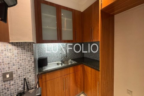 Снять в аренду квартиру в Central Park Tower, DIFC, Дубай: студию, 68м², № 45296 - фото 6