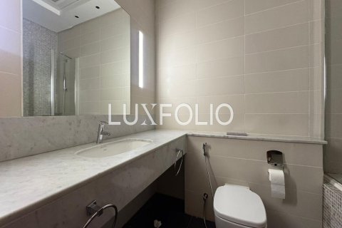 Снять в аренду квартиру в Central Park Tower, DIFC, Дубай: студию, 68м², № 45296 - фото 13