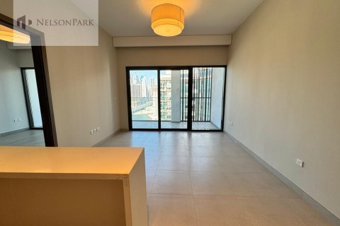 Снять в аренду квартиру в SOL Avenue, Бизнес-Бэй, Дубай: 1 спальня, 83.6м², № 8968 - фото 2