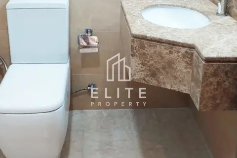 Edificio en Dubai Investment Park, Dubai, 5170 m², № 38968 - foto 8