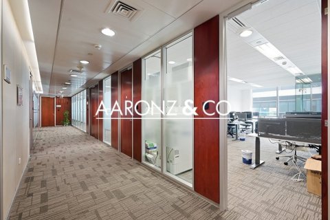 مكتب في Sheikh Zayed Road, دبي 79 م² رقم 95358 - صورة 2