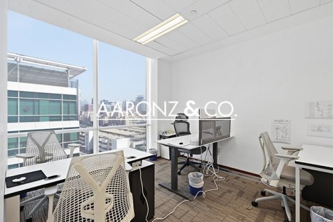 مكتب في Sheikh Zayed Road, دبي 79 م² رقم 95358 - صورة 8