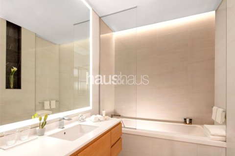 Duplex in Business Bay, Dubai 2 bedrooms, 178 sq.m. № 45088 - photo 6
