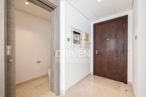 Appartement à Business Bay, Dubai, 1 chambre, 101.54 m², № 140786 - photo 13