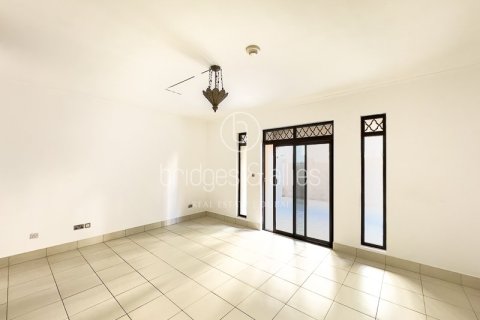 Apartment in Old Town, Dubai 1 bedroom, 92 sq.m. № 111988 - photo 16