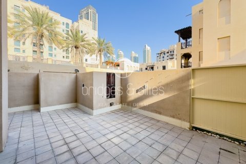 Apartment in Old Town, Dubai 1 bedroom, 92 sq.m. № 111988 - photo 11