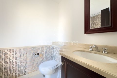 Apartment in Old Town, Dubai 1 bedroom, 92 sq.m. № 111988 - photo 13