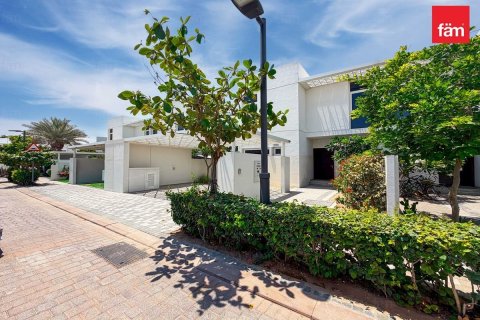Townhouse in Dubai 3 bedrooms, 278.6 sq.m. № 111989 - photo 9