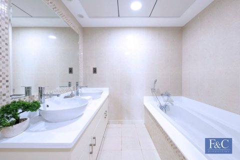 Appartement à Kingdom of Sheba, Palm Jumeirah, Dubai, 2 chambres, 174 m², № 103804 - photo 19