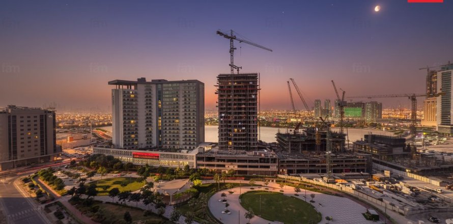 Appartement à Arjan, Dubai, 2 chambres, 96.9 m², № 71884