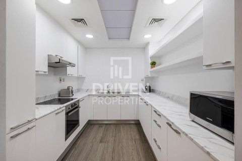 Apartment in Bay Square, Business Bay, Dubai 1 bedroom, 144.56 sq.m. № 138312 - photo 16