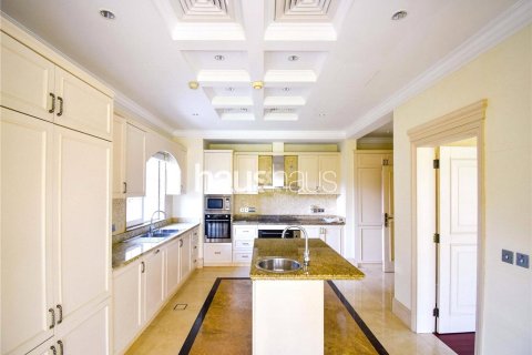 Villa in Arabian Ranches, Dubai 6 bedrooms, 805 sq.m. № 43914 - photo 4