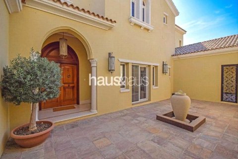 Villa in Arabian Ranches, Dubai 6 bedrooms, 805 sq.m. № 43914 - photo 7