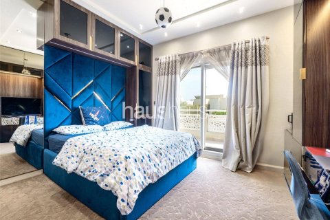 Villa in Meadows, Dubai 6 bedrooms, 457 sq.m. № 43860 - photo 15