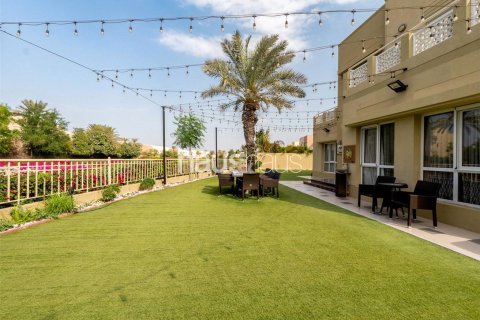 Villa in Meadows, Dubai 6 bedrooms, 457 sq.m. № 43860 - photo 24