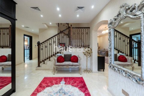 Villa in Meadows, Dubai 6 bedrooms, 457 sq.m. № 43860 - photo 4