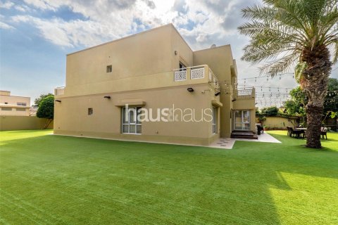 Villa in Meadows, Dubai 6 bedrooms, 457 sq.m. № 43860 - photo 13