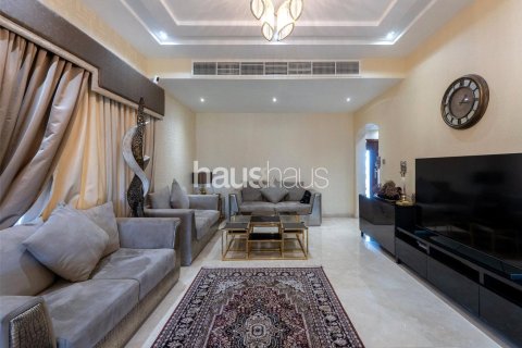 Villa in Meadows, Dubai 6 bedrooms, 457 sq.m. № 43860 - photo 29