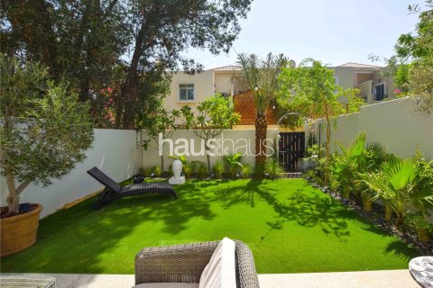 Villa in Al Reem, Arabian Ranches, Dubai 2 bedrooms, 152 sq.m. № 43873