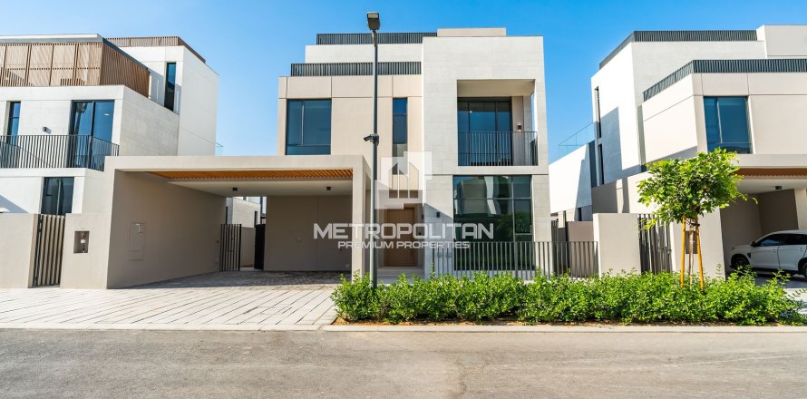 Villa in Arabian Ranches 3, Dubai 4 bedrooms, 431 sq.m. № 74090