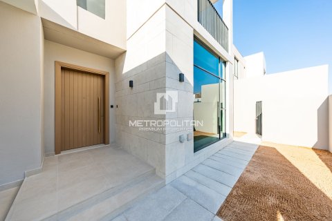 Villa in Arabian Ranches 3, Dubai 4 bedrooms, 431 sq.m. № 74090 - photo 7