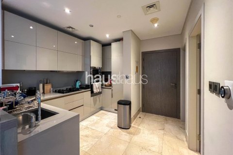 Appartement à The Crescent, Palm Jumeirah, Dubai, 2 chambres, 145 m², № 44653 - photo 3