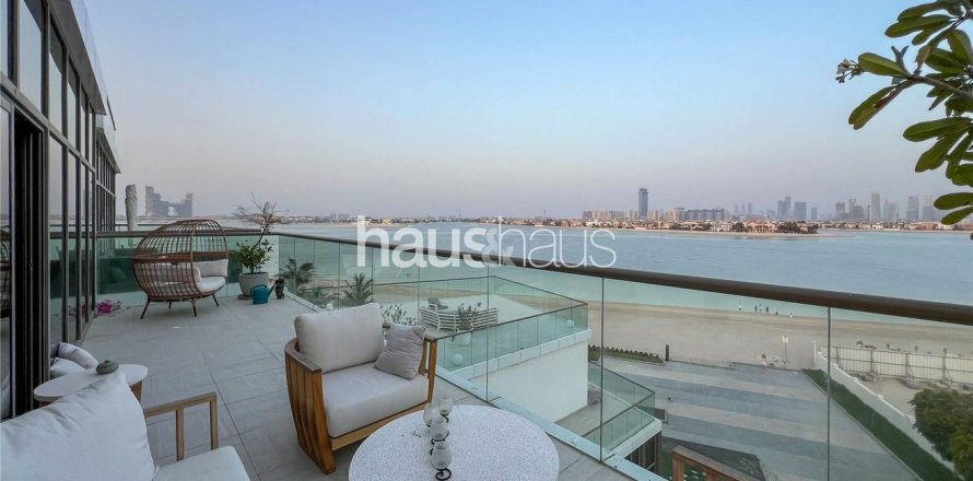 Appartement à The Crescent, Palm Jumeirah, Dubai, 2 chambres, 145 m², № 44653
