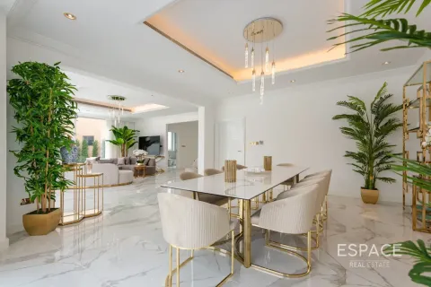 Villa à Palm Jumeirah, Dubai, 6 chambres, 505 m², № 71148 - photo 5